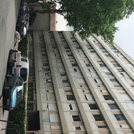Studio Richelieu 2 Et Son Parking Prive Villeurbanne Exterior foto